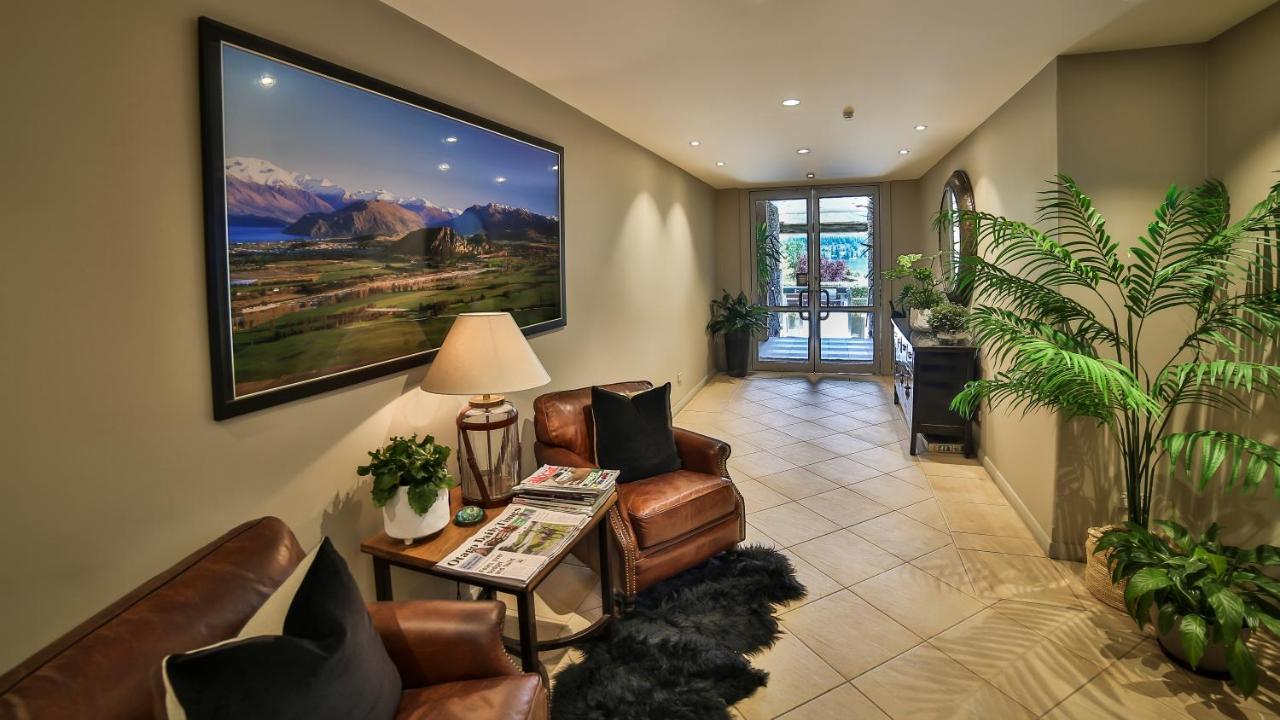 Lakeside Apartments Wanaka Exterior photo