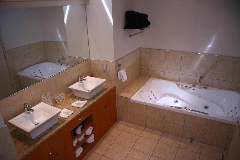 Lakeside Apartments Wanaka Room photo